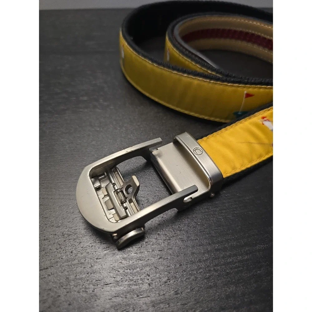 HTF Nexbelt Ratchet Golf Belt Yellow Golfer Putting Green Print Cut to Fit 47.5